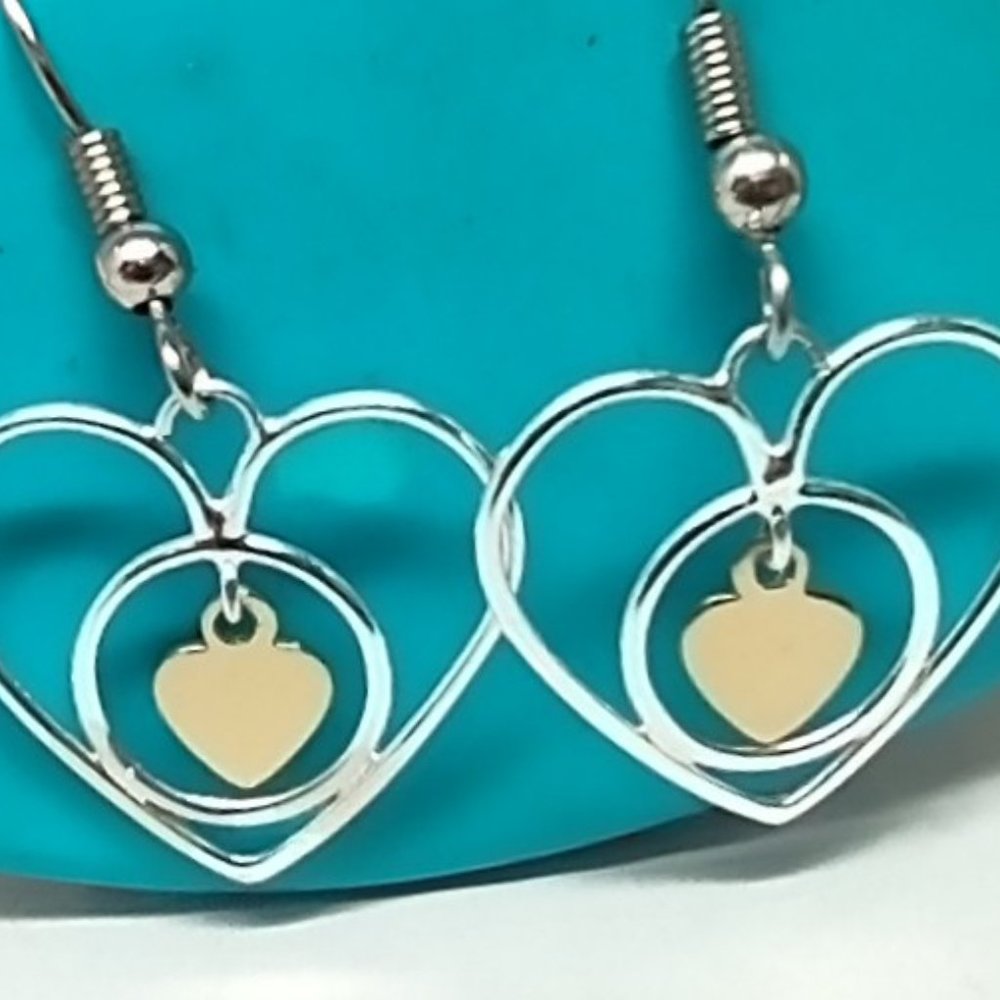 Earrings - Picture 4 of 4